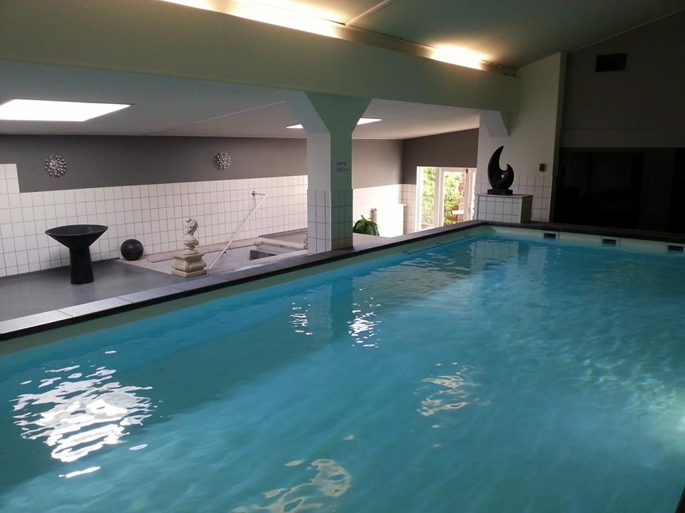 1453461_546060342175249_1507589475_n